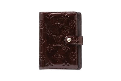 Lot 10 - Louis Vuitton Amarante Vernis Small Ring Agenda Cover