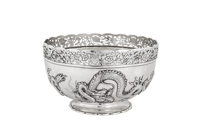 Lot 188 - A late 19th century Chinese Export silver bowl, Shanghai circa 1890 by Kun He retailed by Wang Hing of Canton