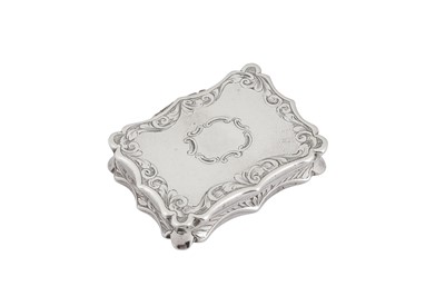 Lot 12 - A Victorian sterling silver vinaigrette, Birmingham 1843 by Nathaniel Mills