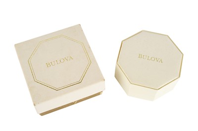 Lot 361 - BULOVA.