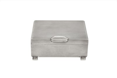 Lot 61 - A George VI Art Deco sterling silver cigarette box, Birmingham 1947 by W D Pritchard