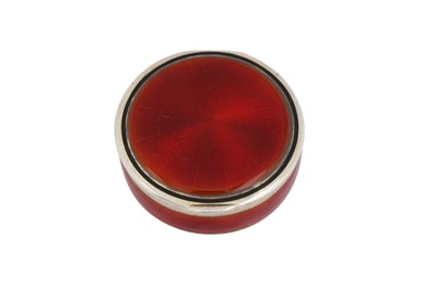 Lot 79 - An early 20th century silver and guilloche enamel compact, import marks for London 1921 by George Stockwell