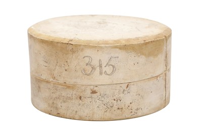 Lot 364 - Dame Lucie Rie D.B.E (AUSTRIAN / BRITISH 1902-1995)