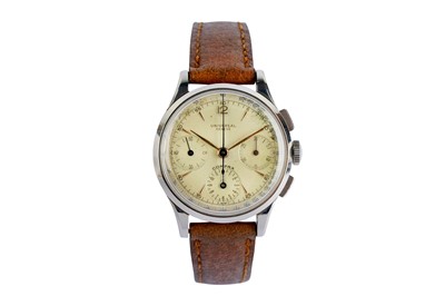 Lot 325 - UNIVERSAL GENEVE.
