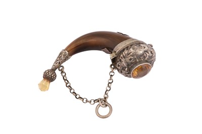 Lot 19 - A Victorian Scottish unmarked silver and quartz mounted vinaigrette horn, circa 1873