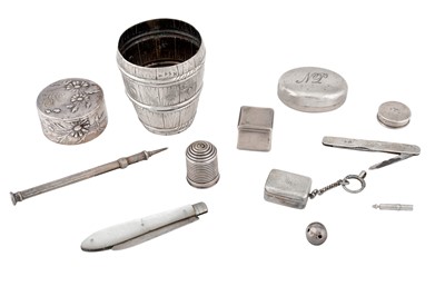 Lot 1216 - A MIXED GROUP OF 800 STANDARD AND OTHER SILVER