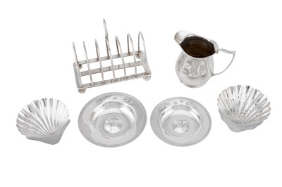 Lot 1234 - A VICTORIAN STERLING SILVER TOASTRACK, BIRMINGHAM 1896 BY HUKIN AND HEATH