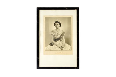 Lot 66 - EXCEPTIONAL PORTRAIT BY DOROTHY WILDING OF QUEEN ELIZABETH II