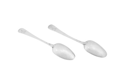 Lot 300 - A pair of mid-18th century American Colonial silver tablespoons, Philadelphia circa 1750 by Joseph Richardson Sr (1711–1784)