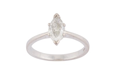Lot 103 - A SINGLE-STONE DIAMOND RING