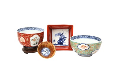Lot 249 - FOUR JAPANESE PORCELAIN BOWLS