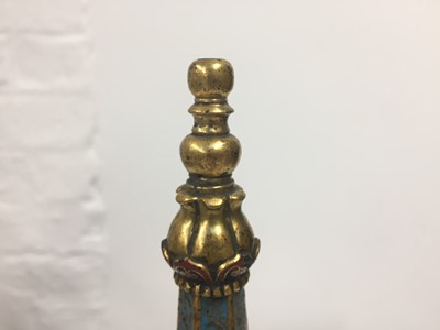 Lot 96 - *AMENDMENT* A VERY RARE CHINESE CLOISONNÉ 'LOTUS' KUNDIKA
