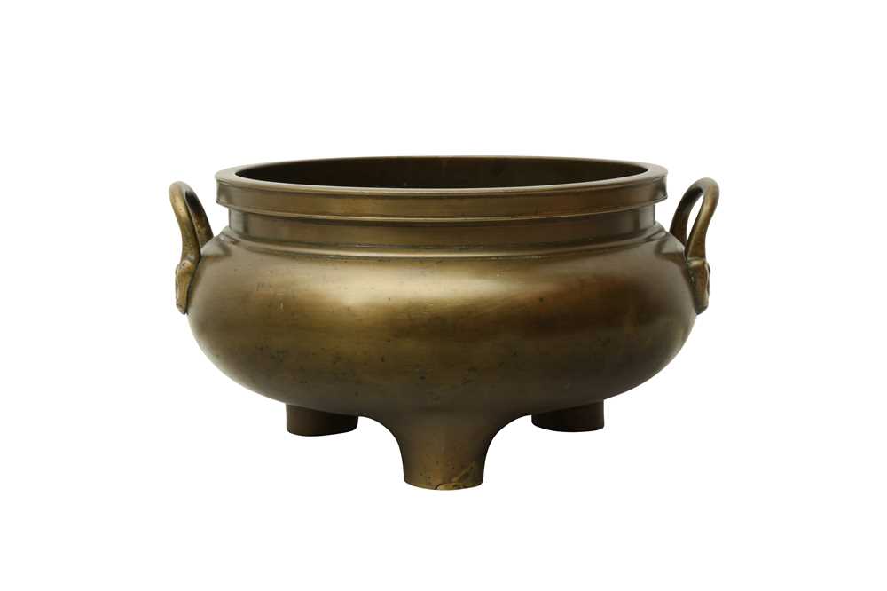 Lot 42 - A CHINESE BRONZE TRIPOD CENSER