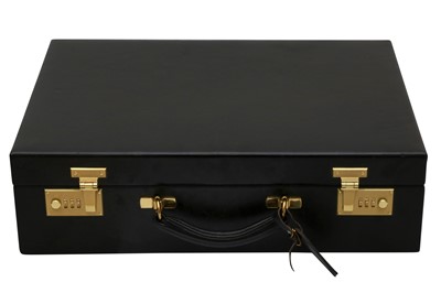 Lot 1723 - A WILLIAM & SON BLACK LEATHER BRIEFCASE