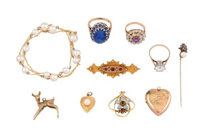 Lot 23 - A GROUP OF GOLD JEWELLERY