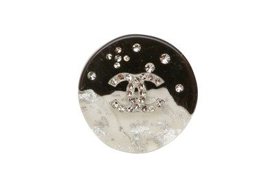 Lot 52 - Chanel Monochrome CC Crystal Ring