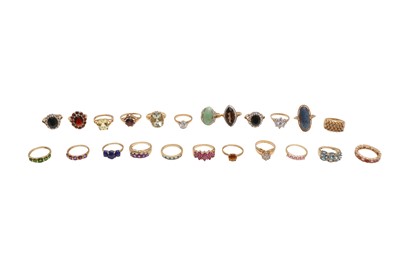 Lot 8 - A COLLECTION OF GEM-SET RINGS