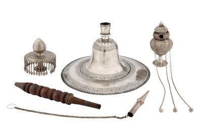 Lot 449 - A LATE 19TH CENTURY INDIAN UNMARKED SILVER PARTIAL HUQQA SET