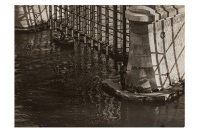 Lot 154 - André Kertész (1894-1985)