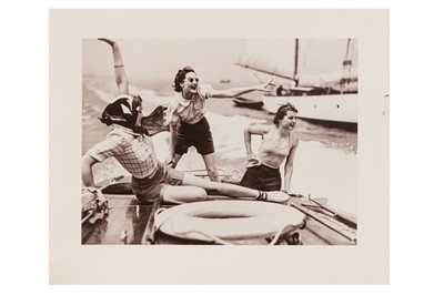 Lot 378 - Norman Parkinson (1913-1990)