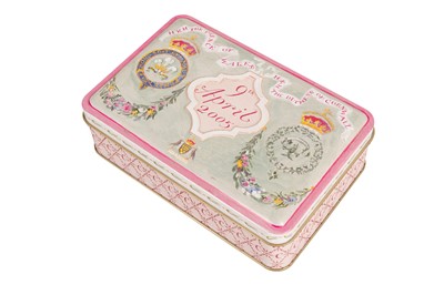 Lot 125 - PRINCE CHARLES AND CAMILLA PARKER BOWLES WEDDING CAKE