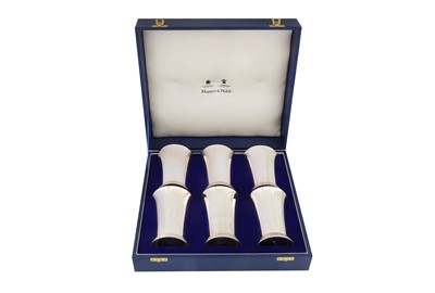 Lot 268 - A cased set of six Elizabeth II sterling silver beakers, Sheffield 1962 by Mappin and Webb