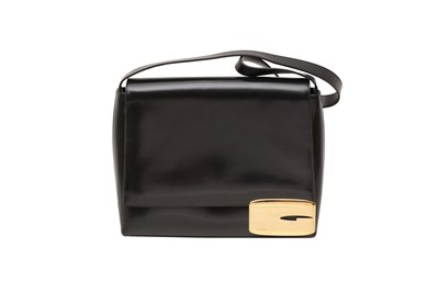 Lot 421 - Gucci Black G Plaque Swing Bag