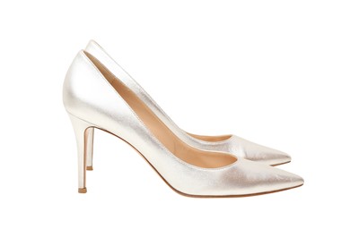 Lot 587 - Gianvito Rossi Silver Heeled Pump - Size 41