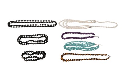 Lot 7 - A COLLECTION OF COSTUME JEWELLERY
