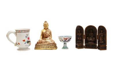 Lot 147 - AN EARLY 20TH CENTURY GILT BUDDHA