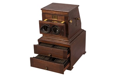 Lot 503 - The Planox Tabletop Magnetic Stereoscope