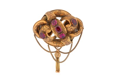 Lot 132 - A GARNET BROOCH, CIRCA 1850