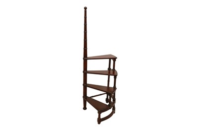 Lot 280 - A SET OF GEORGE III STYLE MAHOGANY LIBRARY STEPS