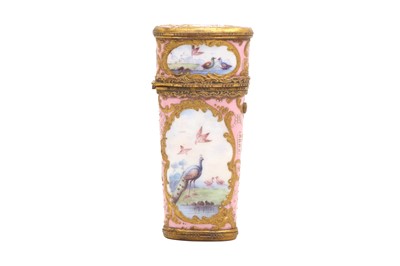 Lot 94 - A 19TH CENTURY CENTURY STAFFORDSHIRE STYLE ENAMEL ETUI