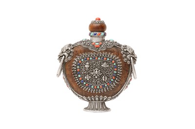 Lot 349 - λ A MONGOLIAN BURLWOOD 'EIGHT BUDDHIST SYMBOLS' FLASK