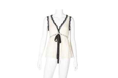 Lot 135 - Dolce & Gabbana Ivory Lace Camisole Top - Size 40
