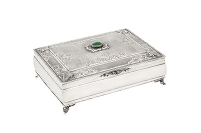 Lot 192 - An early 20th century Italian 800 standard silver cigarette box, circa 1930
