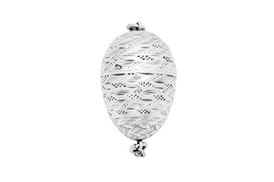 Lot 43 - An 18th century German silver engine turned egg form box