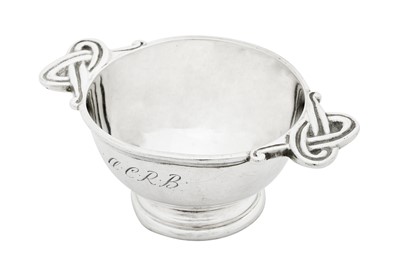 Lot 389 - An Edwardian sterling silver small quaich, Birmingham 1902 by Fergus and McBean of Inverness