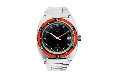 Lot 332 - LONGINES.