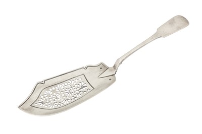 Lot 398 - A Victorian Irish sterling silver fish slice, Dublin 1841 by Josiah Lowe