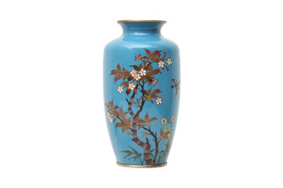 Lot 301 - A JAPANESE CLOISONNÉ ENAMEL VASE