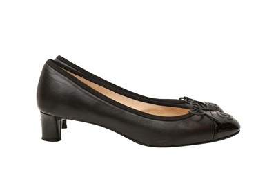Lot 533 - Chanel Black CC Heeled Pump - Size 38.5
