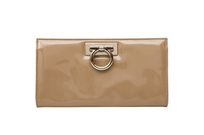 Lot 267 - Salvatore Ferragamo Beige Chain Clutch