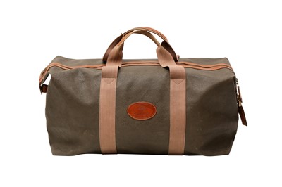 Lot 207 - Mulberry Khaki Scotchgrain Clipper Weekend Bag