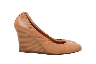 Lot 267 - Lanvin Beige Stretch Wedge Pump - Size 38.5