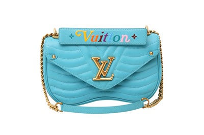 Lot 305 - Louis Vuitton Malibu Green New Wave Chain PM