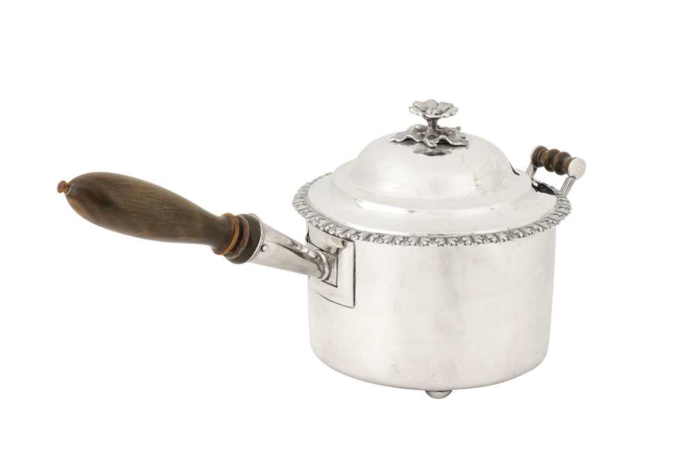 Lot 87 - A mid- 19th century Indian colonial silver curry pan, Calcutta circa 1850 by Lattey Brothers and Co (active 1843-55)