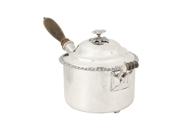 Lot 87 - A mid- 19th century Indian colonial silver curry pan, Calcutta circa 1850 by Lattey Brothers and Co (active 1843-55)