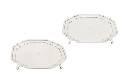 Lot 95 - A pair of mid- 20th century Indian colonial salvers, Calcutta probably 1940 by Hamilton and Co
